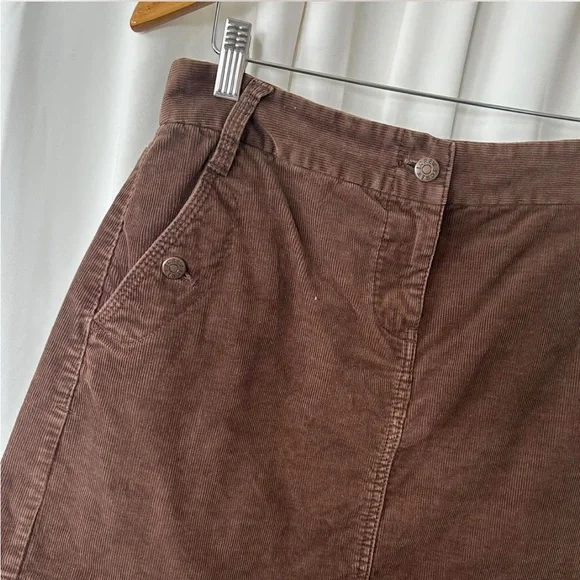 Brown J. Crew corduroy mini skirt with pockets size 6. - Picture 3 of 8